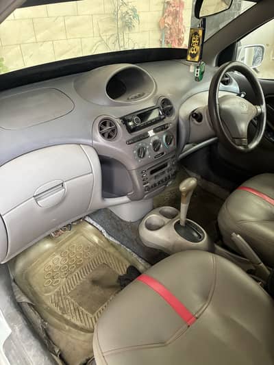 Toyota Platz