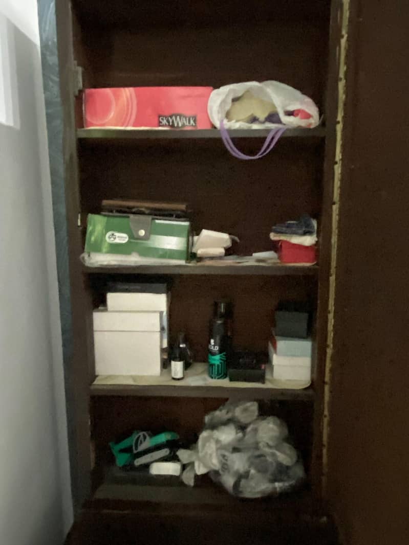 2 dressing 3