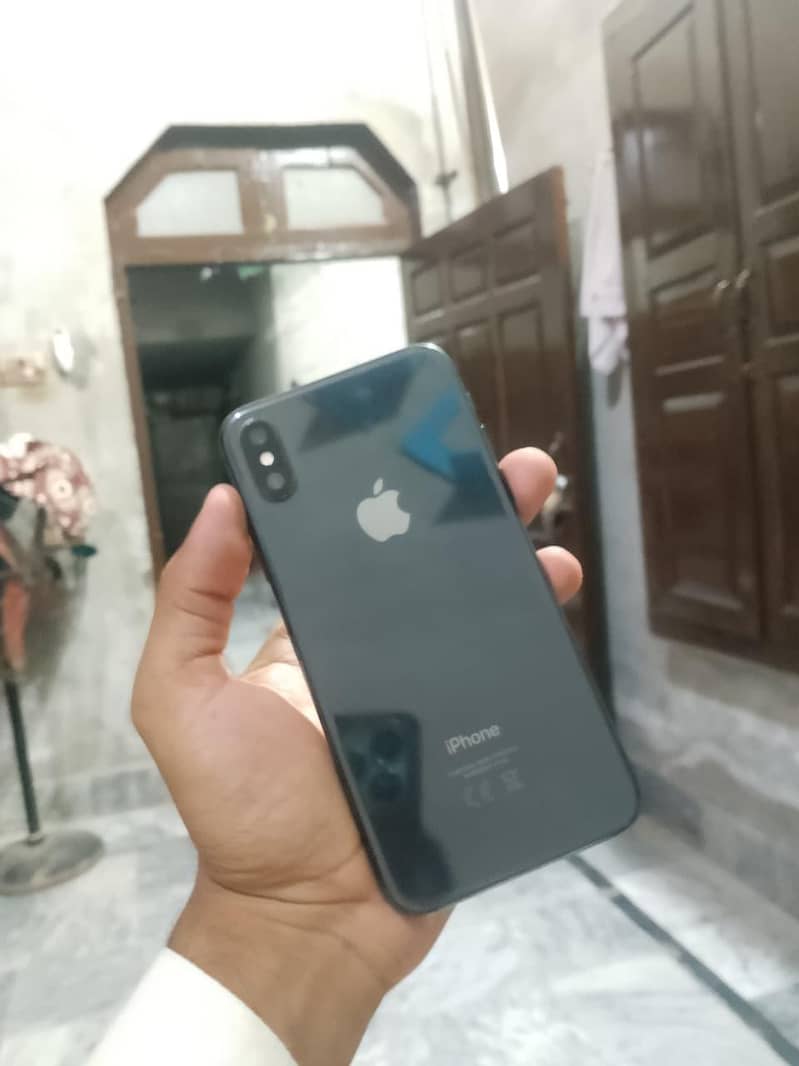 Apple iPhone X 1