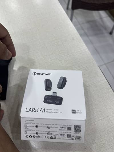 Hollyland Lark A1 C Type Wireless Microphone