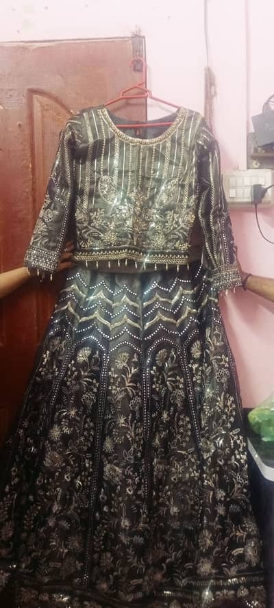 This is beautiful dress for woman 
