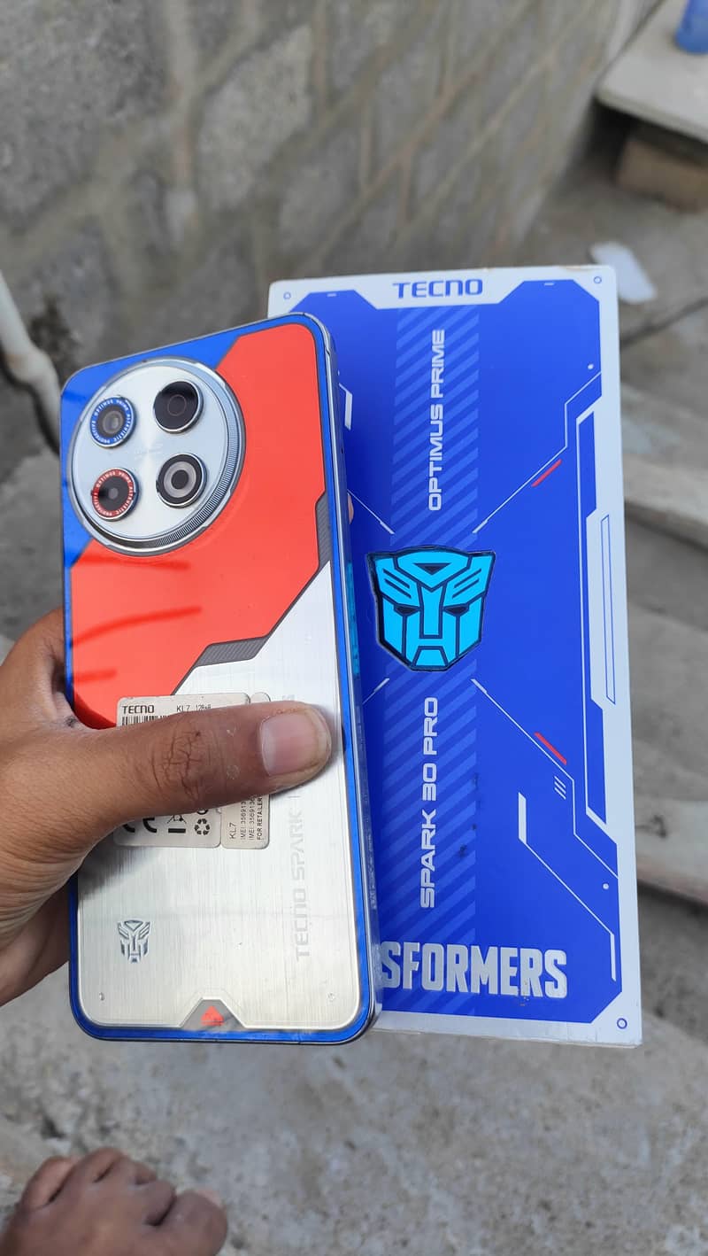 Tecno SPARK 30 Pro 0