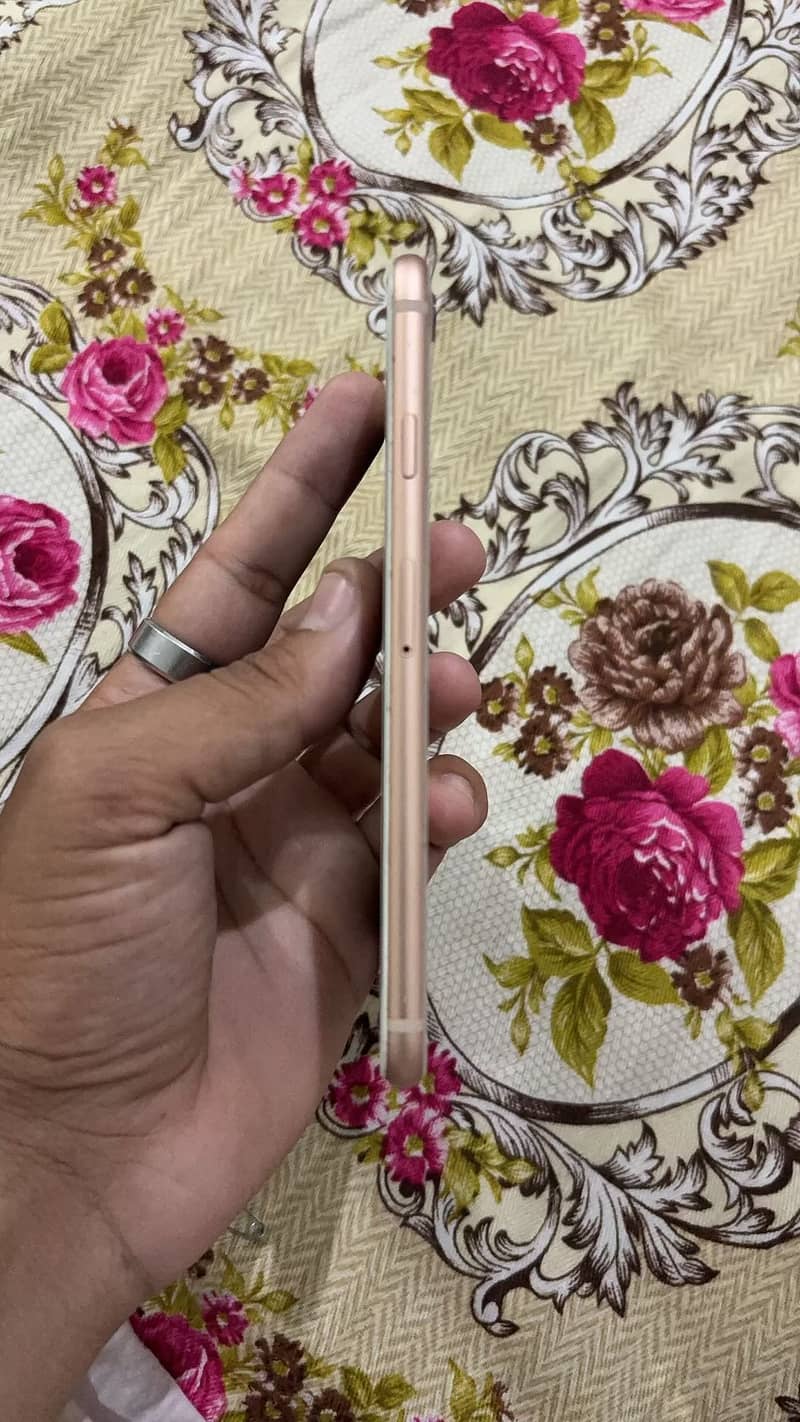 iphone 8 2