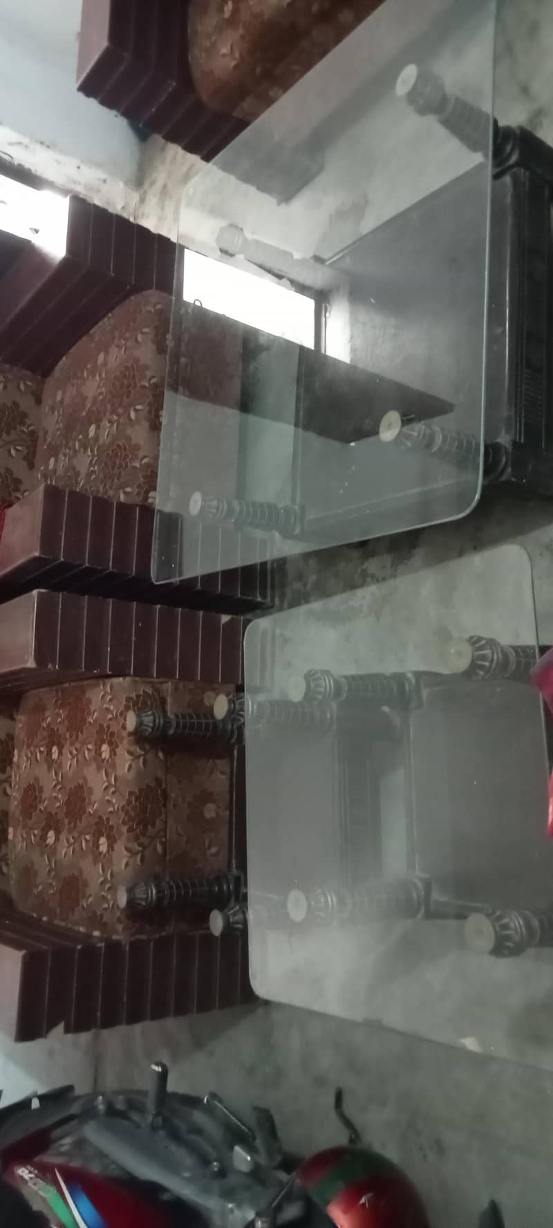 glass table 3
