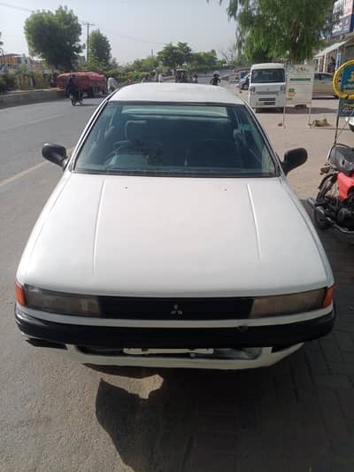 Mitsubishi Lancer 1989
