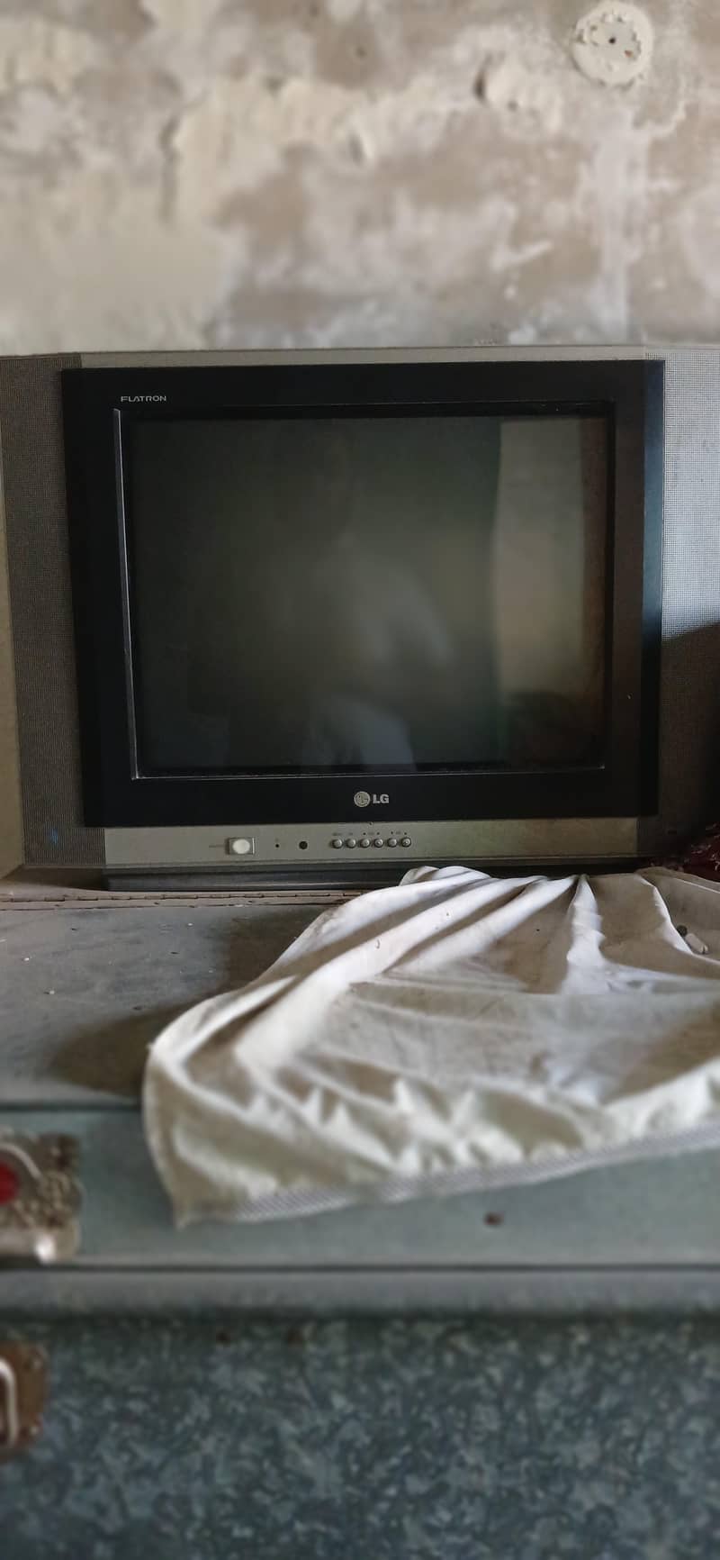 LG TV 2
