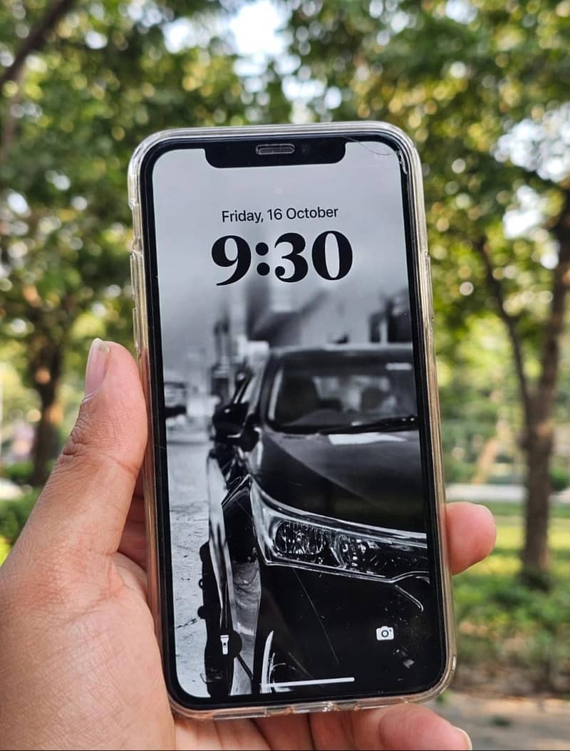 Apple iPhone XS 1