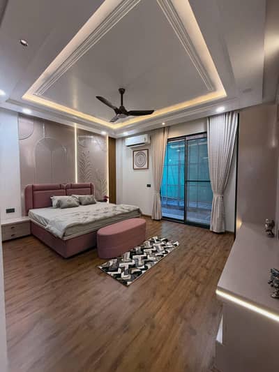 Hotel Shah G Guest house Room for rent
