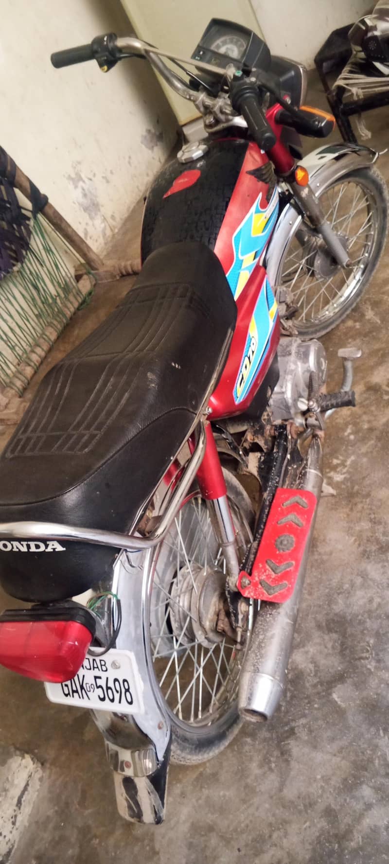 اصل کاغذات کے ساتھ 7