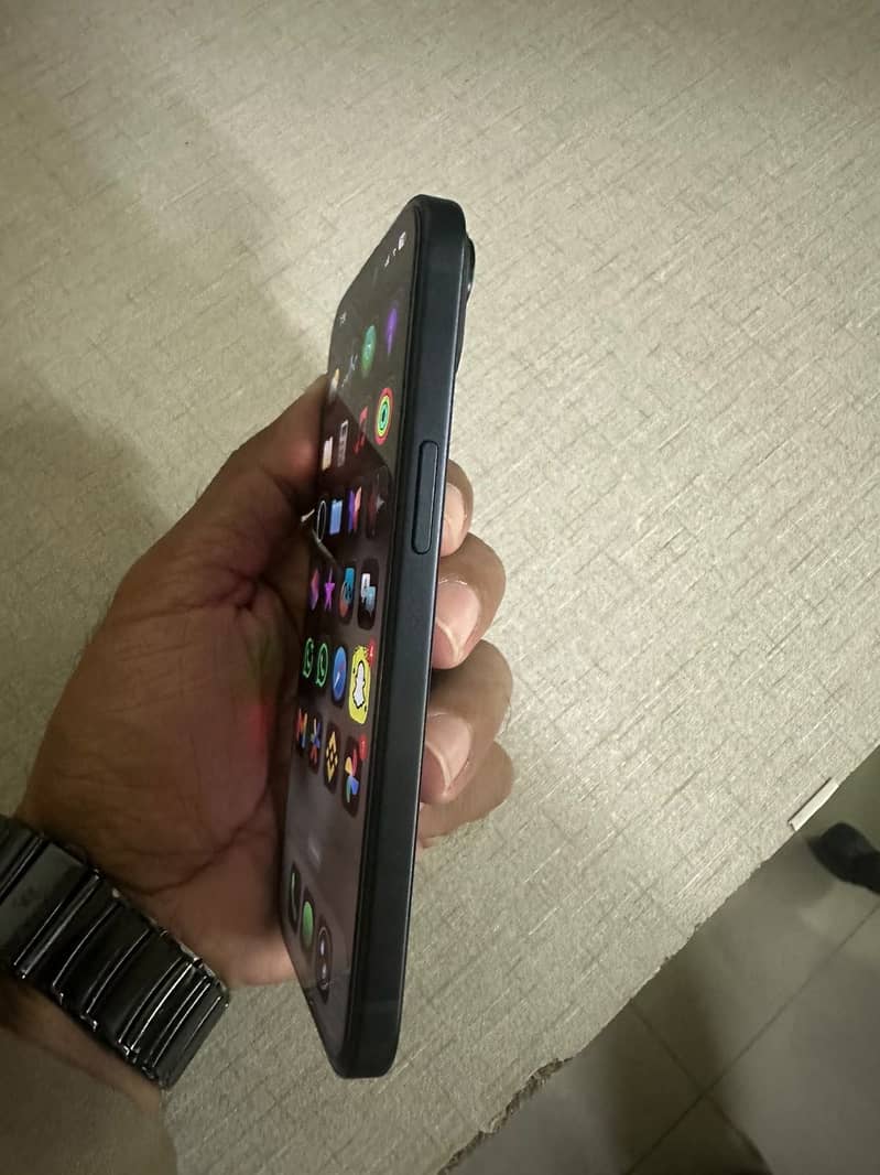 Apple iPhone 15 MDM 1