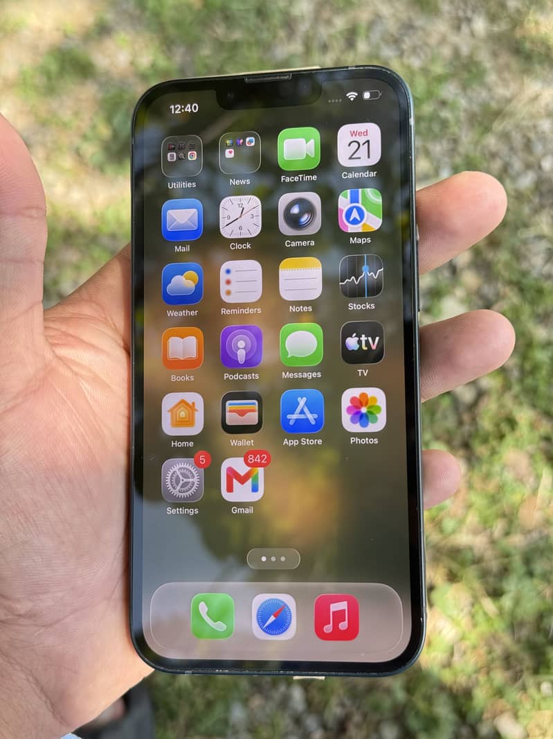 Apple iPhone 13 3