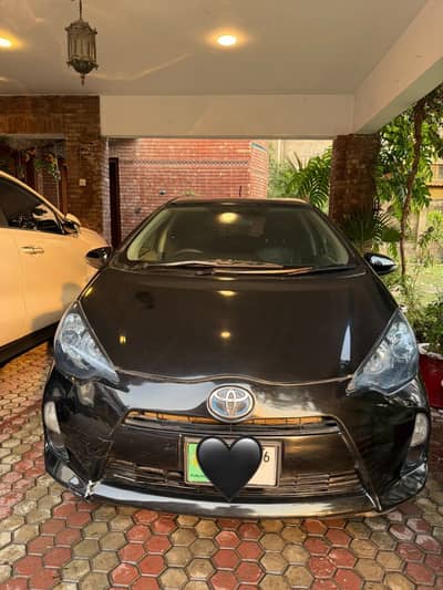 Toyota Aqua 2012/16  push start multimedia steering