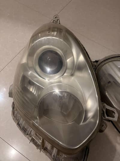 HEAD LIGHT PAIR FOR PASSO-2014