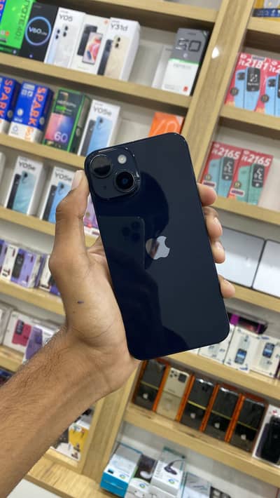 Apple iPhone 14