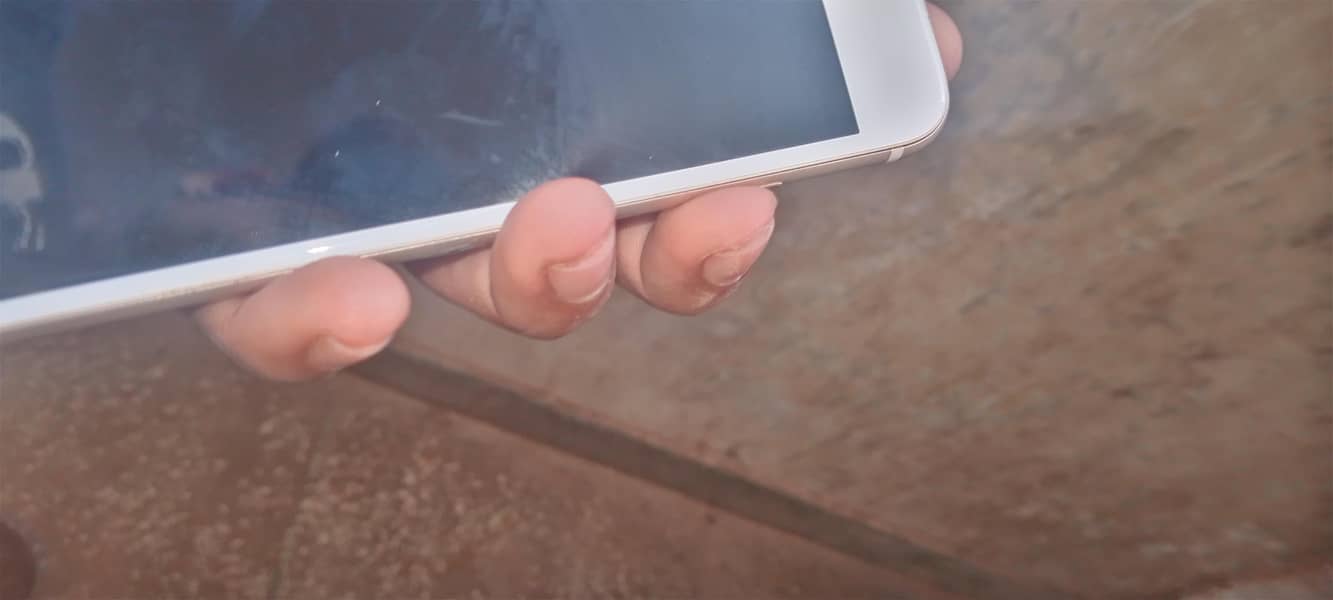 Apple iPhone 6 Plus 3
