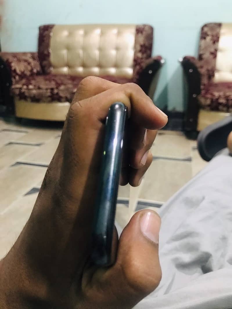 Apple iPhone X 2