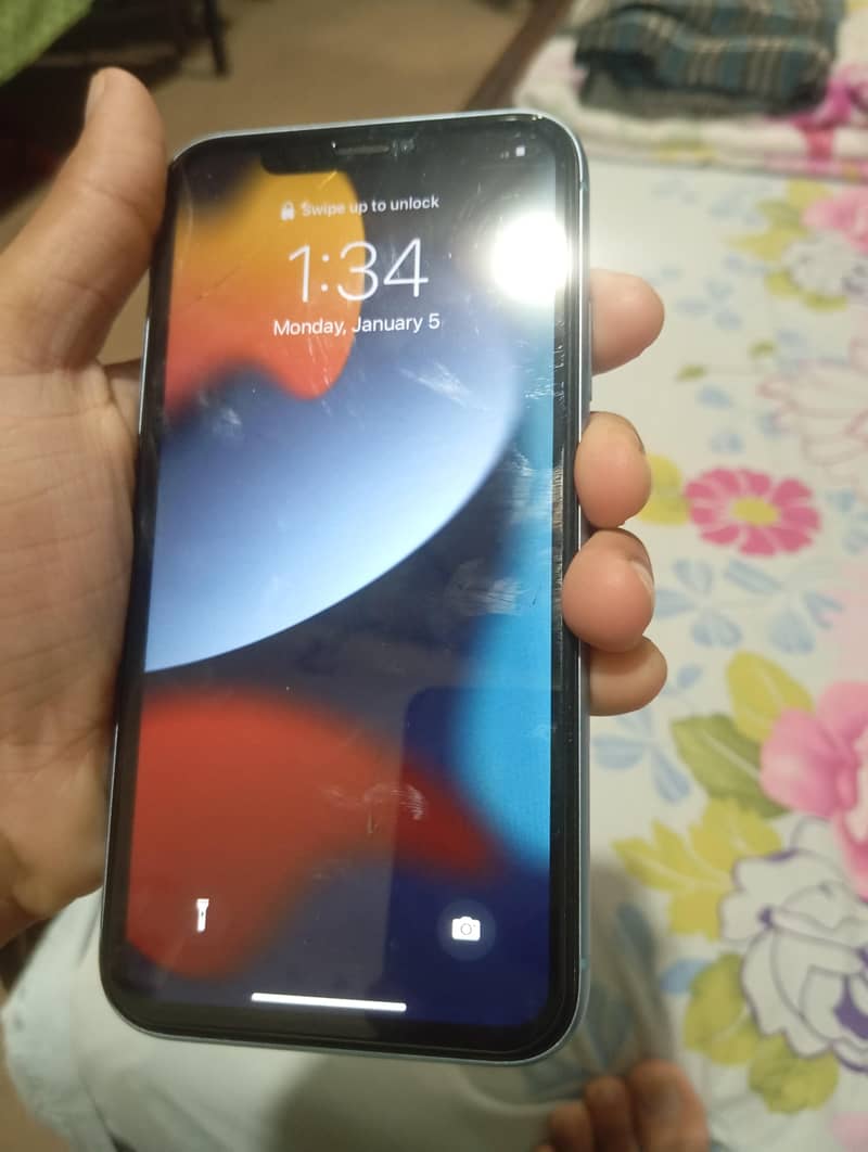 Apple iPhone XR 1