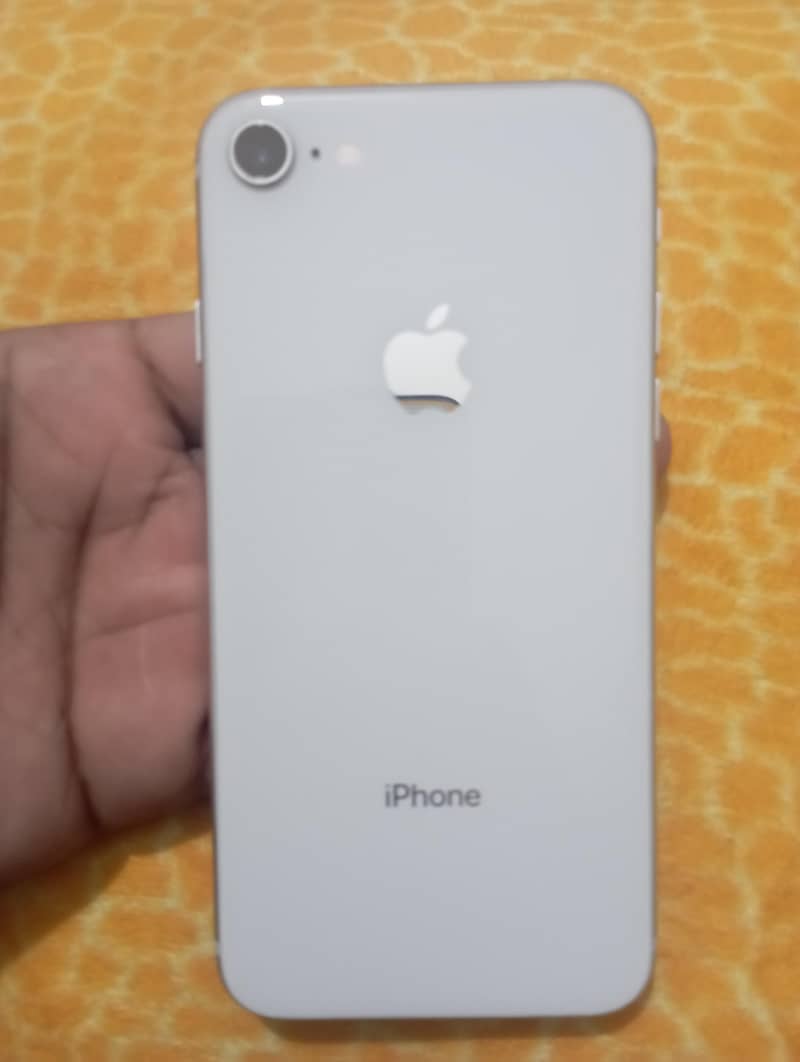 Apple iPhone 8 0