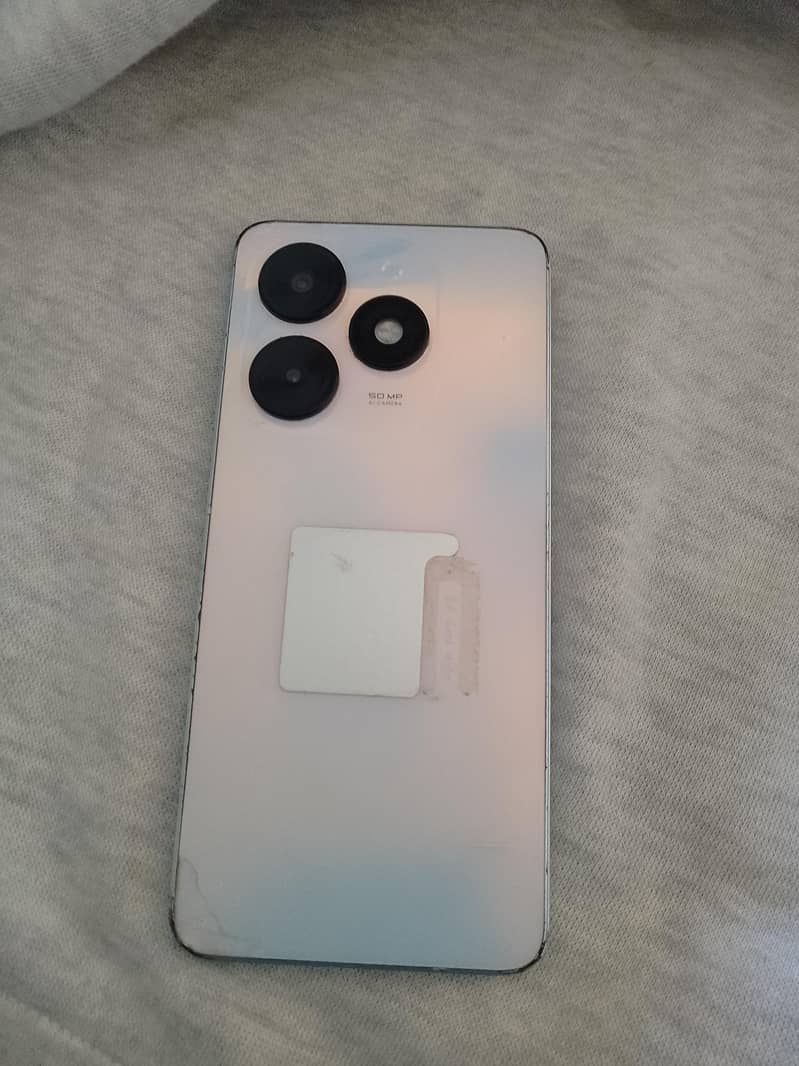 Tecno Spark 20C 2