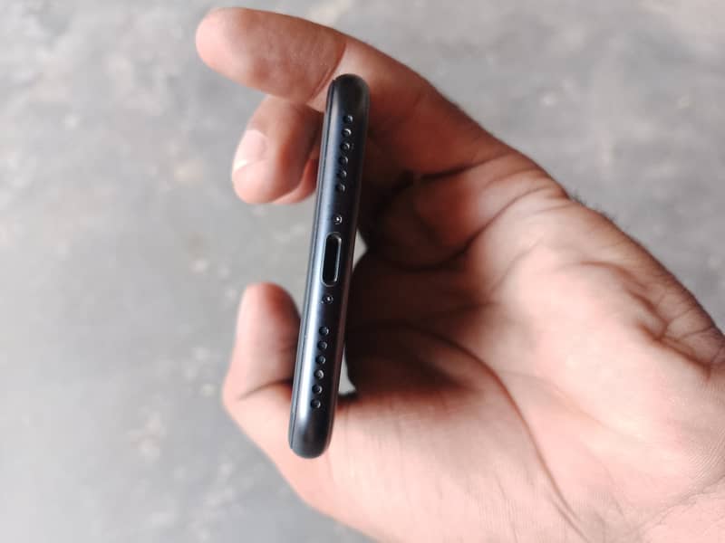 Apple iPhone SE 3