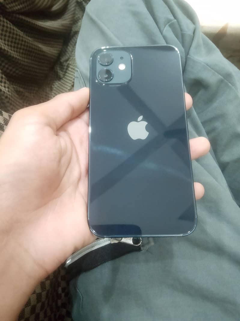 Apple iPhone 12 0