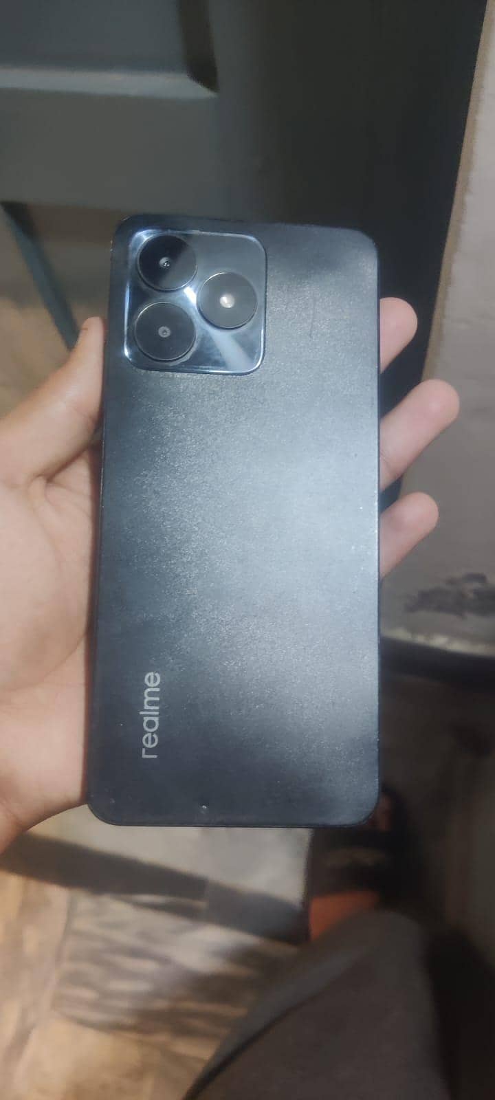 Realme C53 4