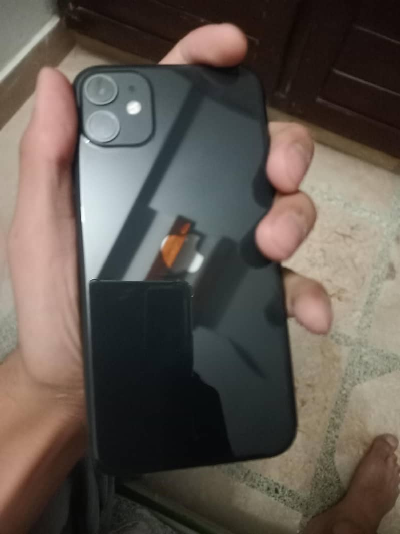 Apple iPhone 11 0