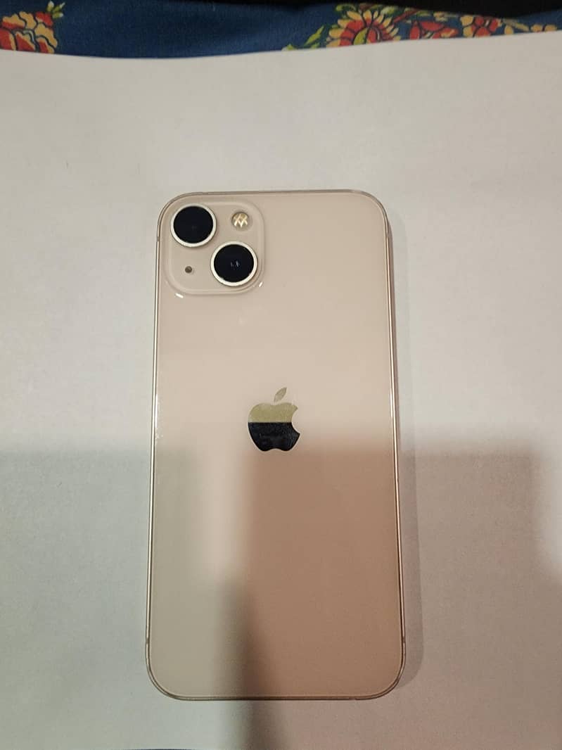 Apple iPhone 13 0