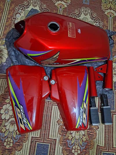 honda 125 2017 model original tanki tapy