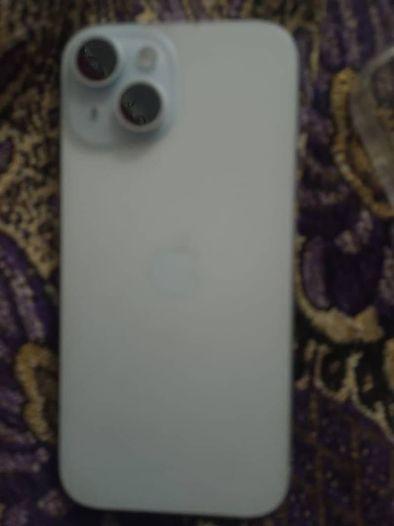Apple iPhone 15 2