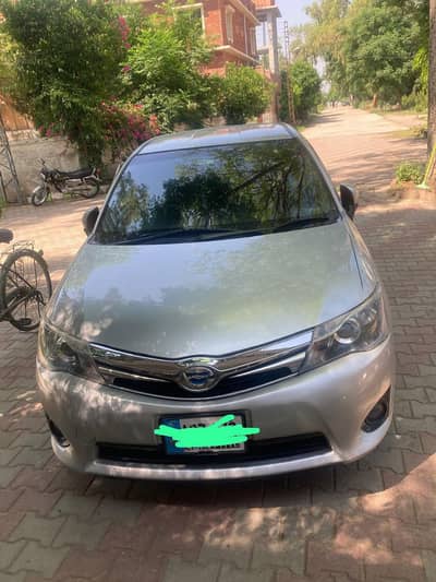 Toyota Fielder 2013