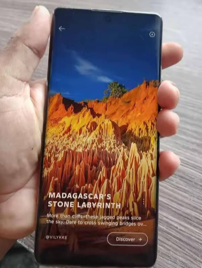 Infinix Zero 30 (03008185343) 1