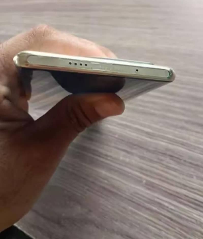 Infinix Zero 30 (03008185343) 3