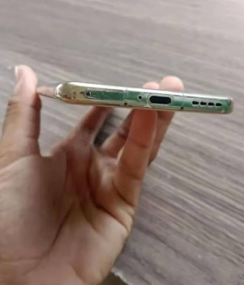 Infinix Zero 30 (03008185343) 4