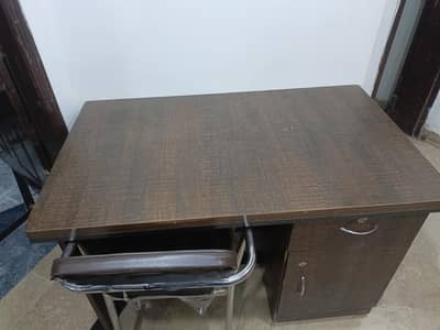 Office table with 4 chairs
