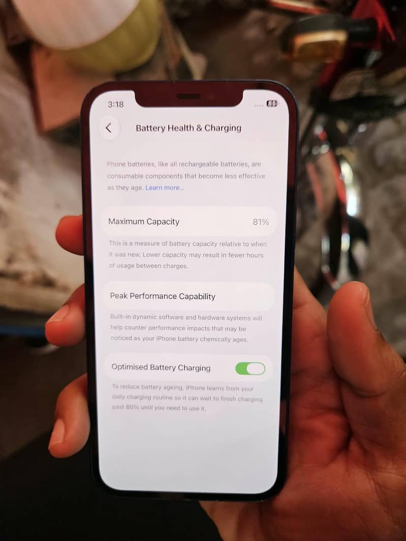 Apple iPhone 12 0
