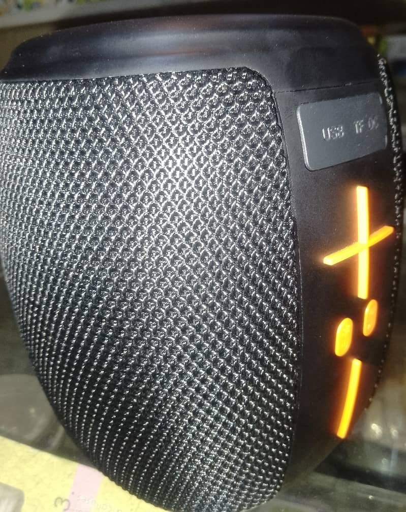 Bluetooth woofer 1