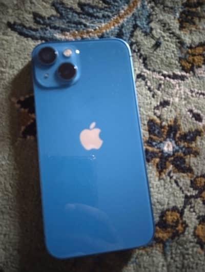 Apple iPhone 13
