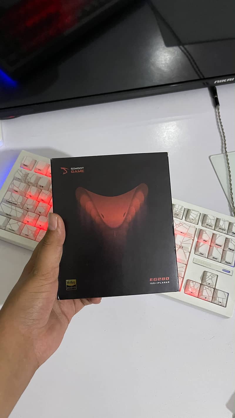 Imported Gaming keyboards mouse & controller 8