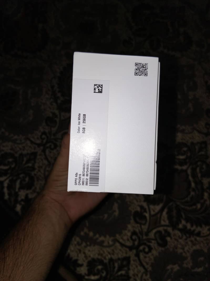 OPPO A6s 1