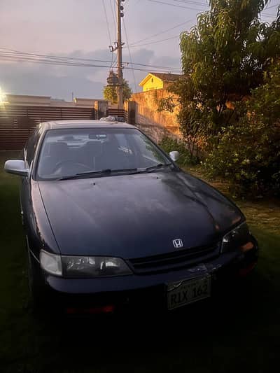 Honda Accord 1995 sunroof