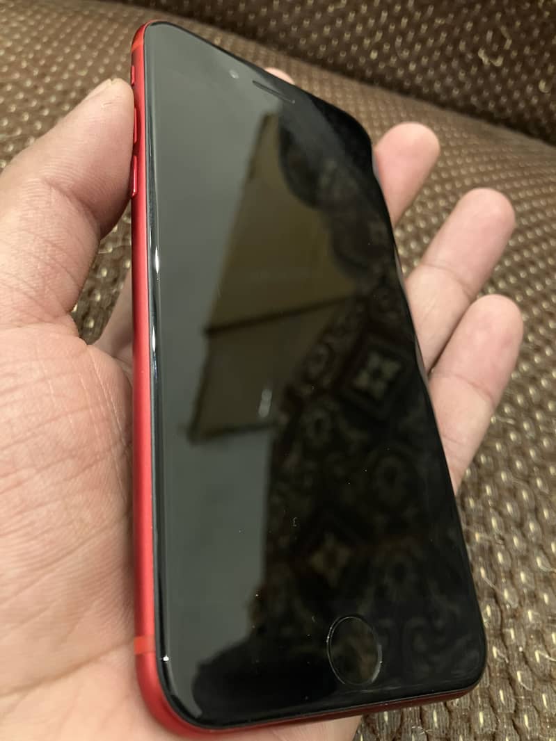Apple iPhone SE 2nd generation 5