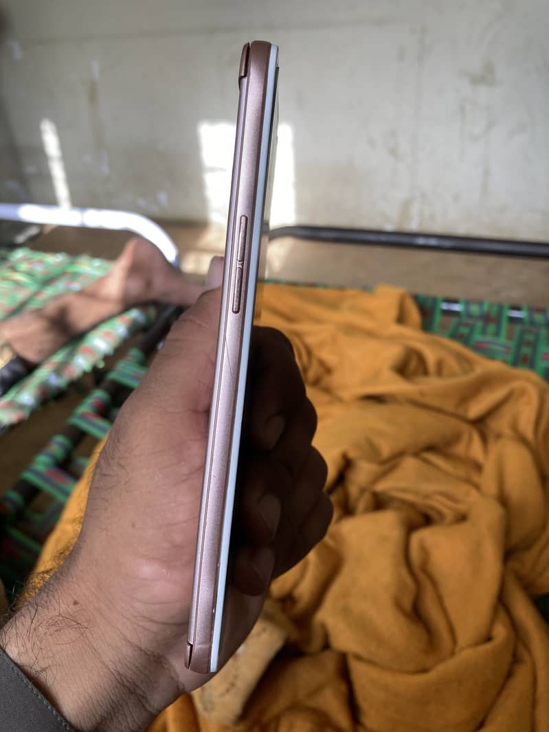 OPPO A7 3