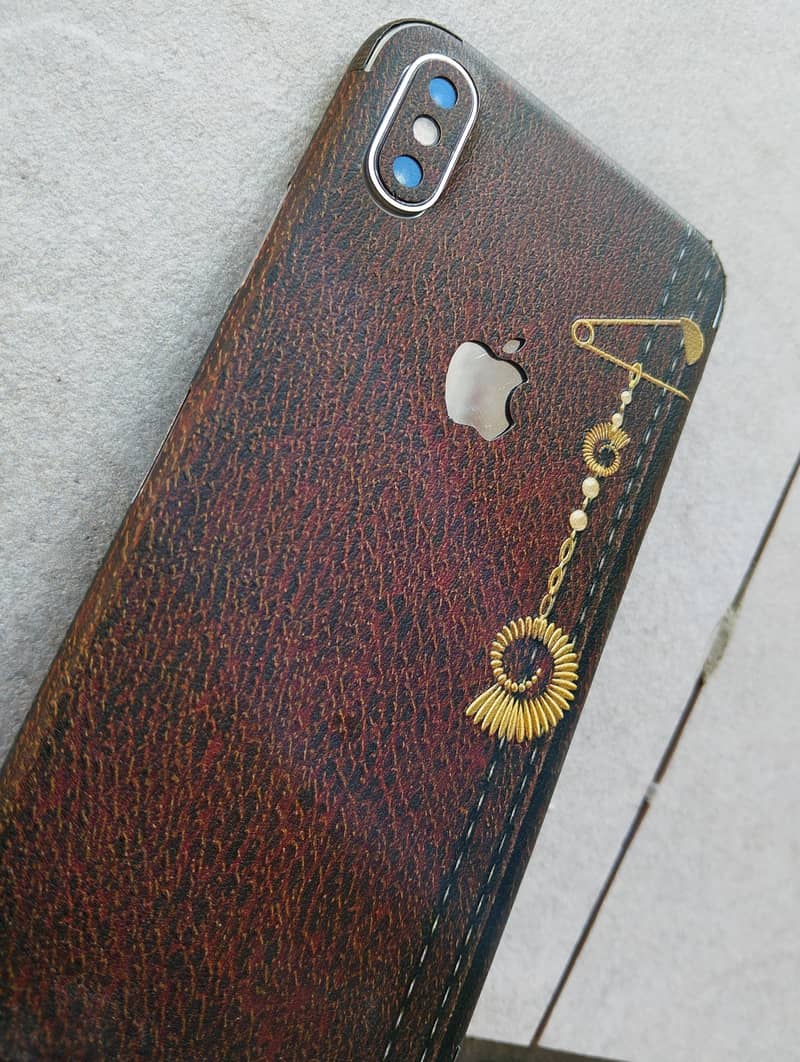 Apple iPhone X 3