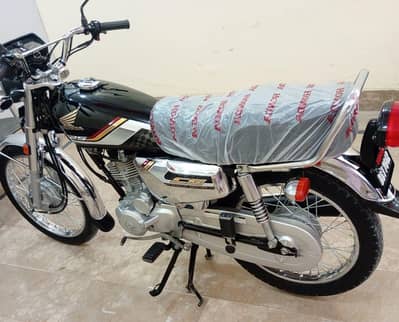 Honda 125 self start Black Model 2026