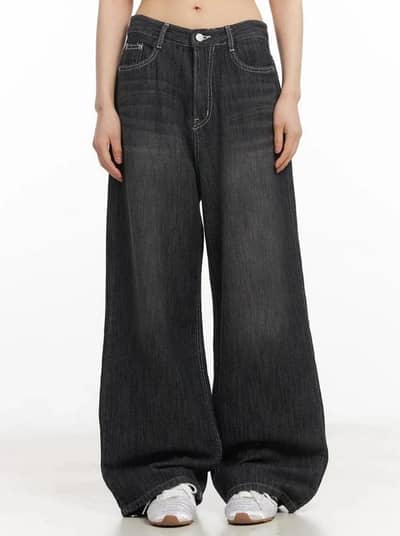 Brand New Black Baggy Jeans - Waist size 36
