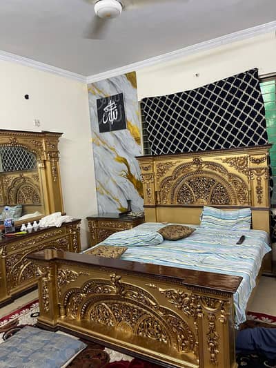 beautiful chinioti pure sheesam wood bedset