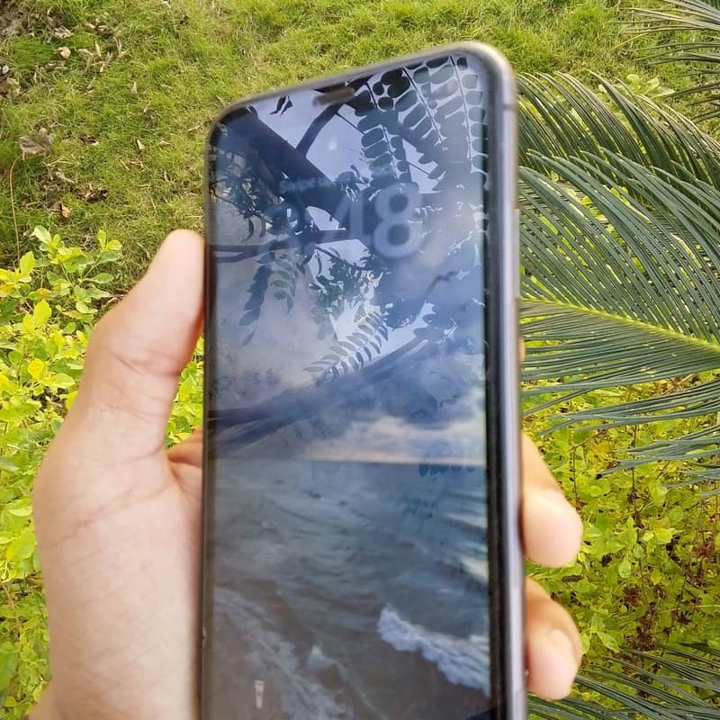 Apple iPhone 11 1