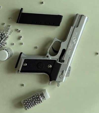 New super  heavy metal toy gun
