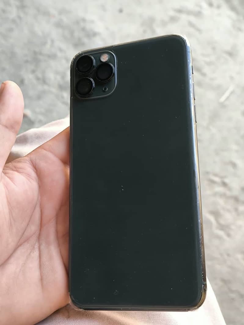 Apple iPhone 11 Pro Max 1